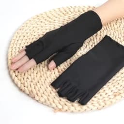 1Pair Sunscreen Protection Fingerless Gloves Women Arm Cool Summer Breathable Thin Mittens Half Finger Sleeves Black White Beige