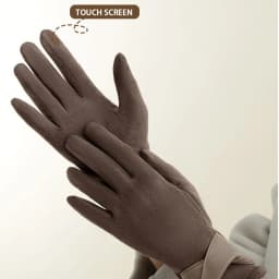 Korean version of warm gloves for women's winter fashion, simple temperament, and velvet anti cold touch screen riding windproof