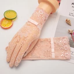 Lady Anti-Slip Breathable Sunscreen Gloves Women Summer Ice Silk Lace Anti-UV Elegant Thin Electric Car Driving Mittens