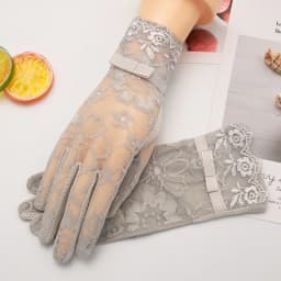 Lady Anti-Slip Breathable Sunscreen Gloves Women Summer Ice Silk Lace Anti-UV Elegant Thin Electric Car Driving Mittens