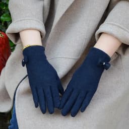 Fashion Elegant Female Wool Knit Embroidery Touch Screen Gloves Winter Women Warm Cashmere Full Finger Bow Dotted Gloves C21