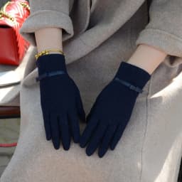 Fashion Elegant Female Wool Knit Embroidery Touch Screen Gloves Winter Women Warm Cashmere Full Finger Bow Dotted Gloves C21