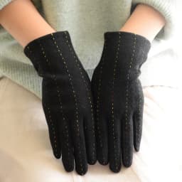 Fashion Elegant Female Wool Knit Embroidery Touch Screen Gloves Winter Women Warm Cashmere Full Finger Bow Dotted Gloves C21