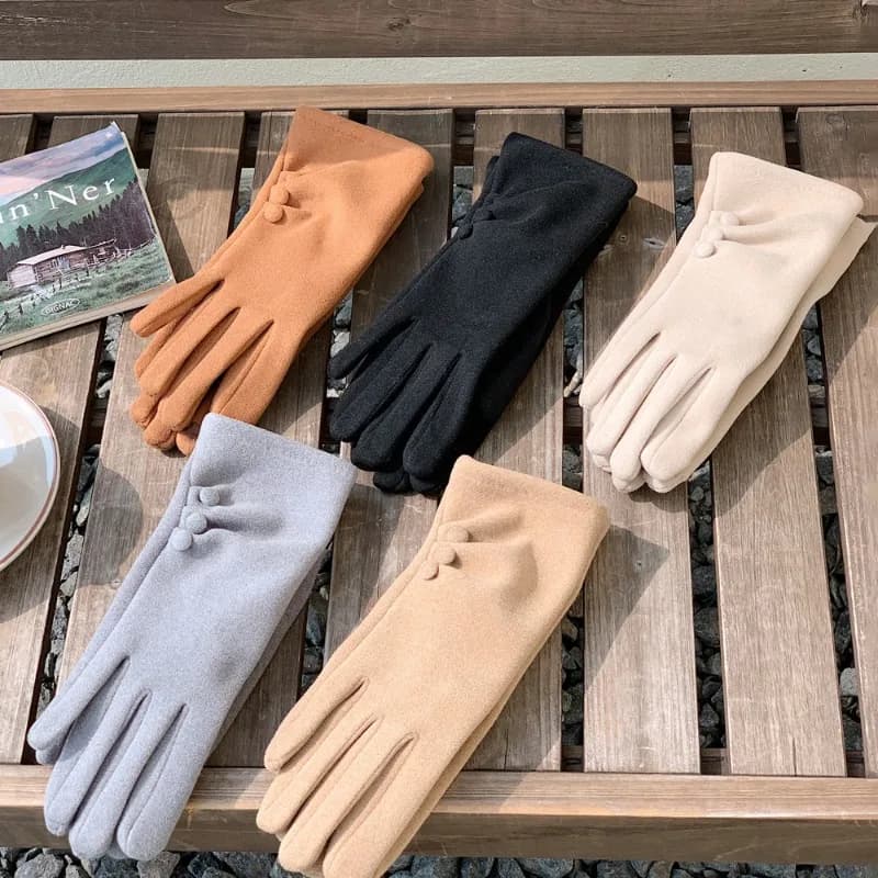 Fashion Simple Style Women Winter Keep Warm Touch Screen Thickened Button Decoration Gloves Outdoor All Match Windproof