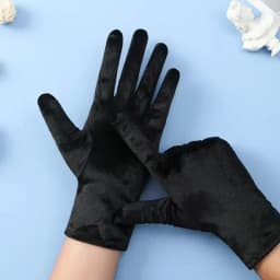 Short Opera Velvet Gloves for Women Flapper Stretchy Wrist Length Banquet Gloves Tea Party Halloween Costume Gloves