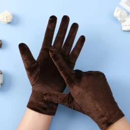 Short Opera Velvet Gloves for Women Flapper Stretchy Wrist Length Banquet Gloves Tea Party Halloween Costume Gloves