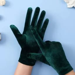 Short Opera Velvet Gloves for Women Flapper Stretchy Wrist Length Banquet Gloves Tea Party Halloween Costume Gloves