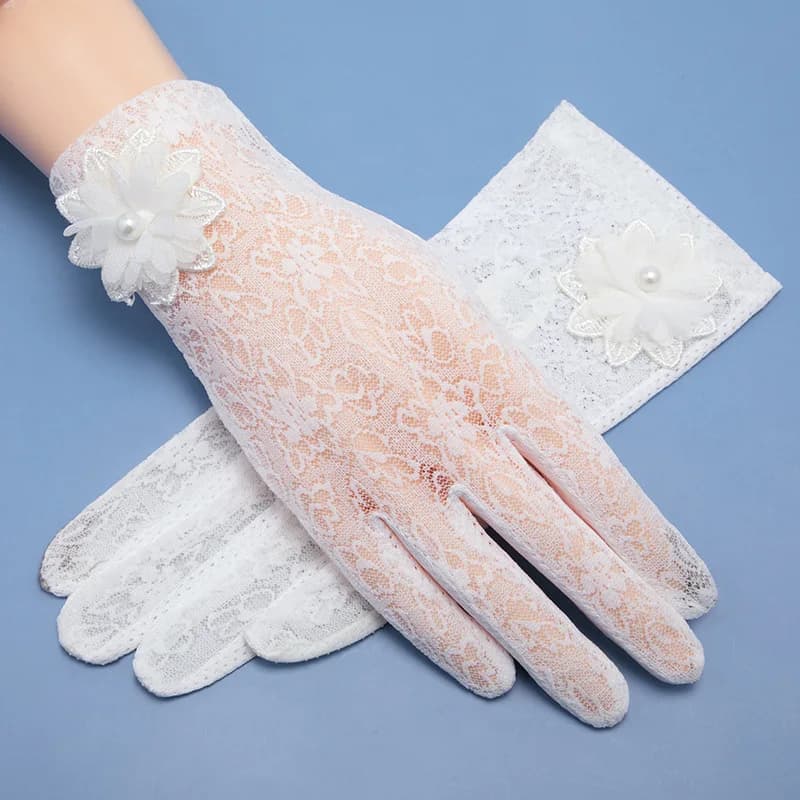 Women's Summer UV Resistant Ice Thin Driving and Cycling Touch Screen Anti Slip Breathable Short Sunscreen Lace Gloves