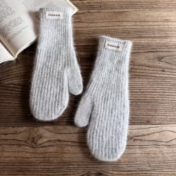 27cm Women Winter Keep Warm Fashion Elegant Solid Simple Style Gloves Elasticity Windproof Soft Knitted Yarn Mittens