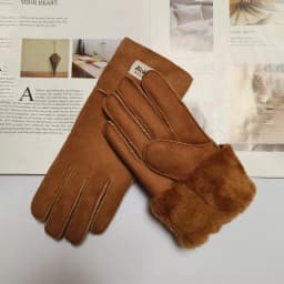New Women's Fur All-in-One Sheepskin Gloves Leather Color Warm Winter Wool Lining Wind and Cold Gloves