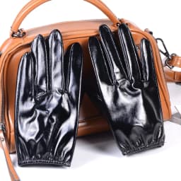 Men's 100% Real Leather Shiny Black Patent Leather Unlined Shrink Wrist Short GLOVES
