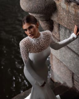 Stunning High Neck Full Sleeves Peal Beaded Mermaid Wedding Drsses Sweep Train Custom Made Vestido De Noival customized