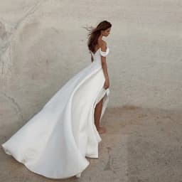 LORIE Soft Satin A Line Wedding Dresses Sleeveless Off The Shoulder Bridal Gowns Long Train Wedding Party Gowns Customized