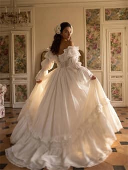 Tokyo White Elegant Satin Off the Shoulder Customized Wedding Party Long Sleeve Lace-Up Back Bridal Gown A-Line Wedding Gown
