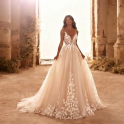 Customized Spaghetti Straps Sweetheart Neckline A-Line Tulle Wedding Dress Open Back Floor Length Sweep Train Gown for Bride