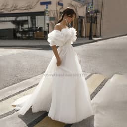 Romantic Strapless A-Line Organza Wedding Dresses Off the Shoulder Sleeveless Sweep Train Bridal Gowns Vestidos De Noiva