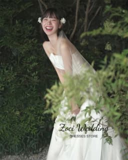 Zoci Satin Strapless Wedding Dress A-line Draped Sweep Train Korea Bridal Gown Customized Sleeveless Photo Shoot Gown for Bride