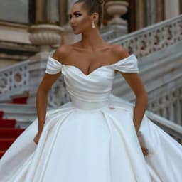 Eightree Sexy White Wedding Dresses 2022 Off Shoulder Sweep Train Bride Dress Lace Up Back Satin Wedding Evening Gowns Plus Size