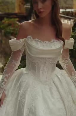 Graceful Wedding Dress Embroidered Lace On Satin Ball Gown Full Sleeve Boat Neck Customized Lace Up Robe MariéE Satin Plus Size