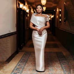 Sophisticated Off the Shoulder Beaded Satin Sheath Wedding Dresses Custom Made 2026 Vestido De Noival