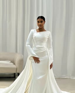 Popular Long Sleeves Unique Neckline Satin Mermaid Wedding Dresses With Detachable Train Custom Made 2025 Vestido De Noival