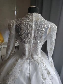 Customized Luxury Bedad Long Sleeve Winter Wedding Dress 2025 New V Neck Vestido De Noiva For Bride Gown Plus Size Floor Length