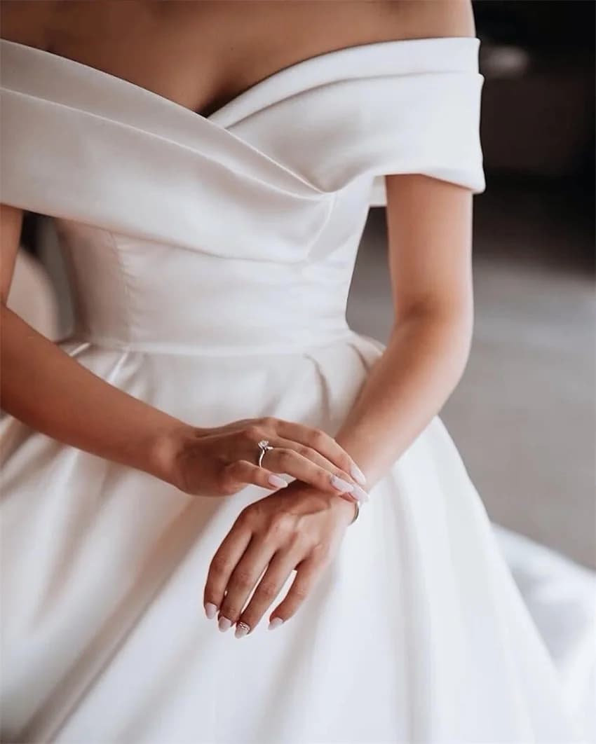 Customized Luxury White Satin Ball Gown Wedding Dress Off The Shoulder Sweep Train Appliques Bride Dresses Vetidos de novia