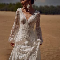 Bohemia Vintage Wedding Dresses For Women 2024 V-Neck Backless Bridal Gowns Flare Sleeves Lace Robe Vestidos De Novia Customized