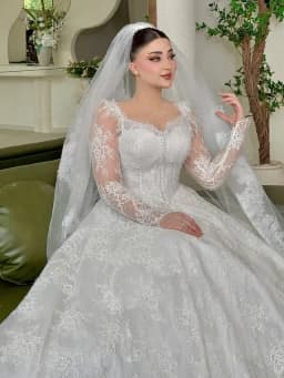 Customized Elegant Dubai Bridal Gown Sweetheart Mesh Sleeve Lace Wedding Dress 2026 Corset Bodice Vestidos De Novia