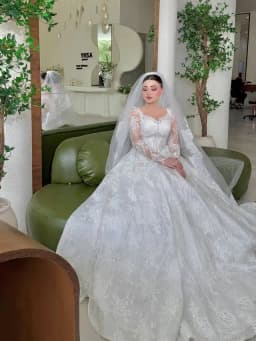 Customized Elegant Dubai Bridal Gown Sweetheart Mesh Sleeve Lace Wedding Dress 2026 Corset Bodice Vestidos De Novia