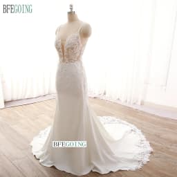 Luxurious Lace Appliques Beading Mermaid /Trumpet Wedding Dresses Chapel Train Custom Made Floor-Length V-Neck Spaghetti Straps
