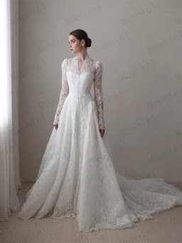Mophiel Lace Weddings Dresses High Collar Long Illusion Sleeve A Line Bride Dress Sweep Train Church Bridal Gown Customized