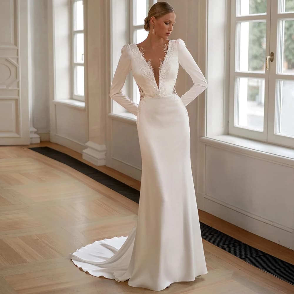 Simple Jersey Long Sleeves Wedding Dress Customized Elegant Sheath Deep V-Neck Appliques Bridal Gown with Court Train for Bride