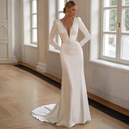 Simple Jersey Long Sleeves Wedding Dress Customized Elegant Sheath Deep V-Neck Appliques Bridal Gown with Court Train for Bride