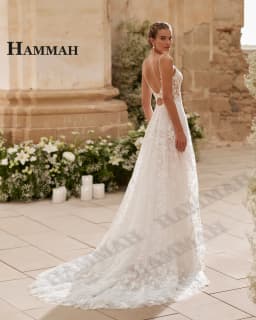 HAMMAH Trendy Sleeveless Wedding Dress for Bride V-neck Lace Appliques Spaghetti Straps Backless Robe De Mariee Customized
