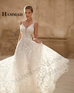 HAMMAH Trendy Sleeveless Wedding Dress for Bride V-neck Lace Appliques Spaghetti Straps Backless Robe De Mariee Customized