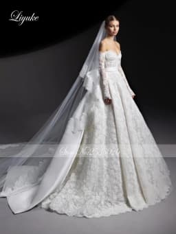 Liyuke Custom Made Sweetheart A-Line Wedding Dress Off The Shoulder Full Lace Bridal Gowns With Removable Satin Train