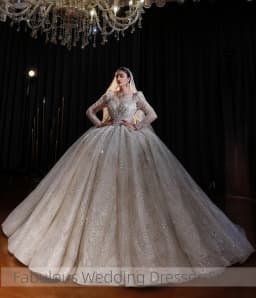 High-end Customized Romantic Pearls Ball Gown Wedding Dress Sgowns Robe De Mariée