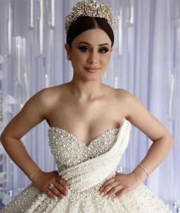 Customzied Dubai Luxury Pearls Beading Sweetheart Ball Gown Wedding Dresses Princess Sleeveless Bride Gowns Vestido De Noiva
