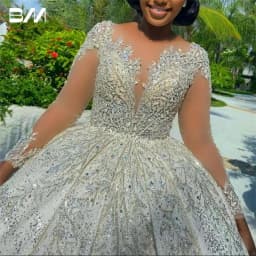Sparkle Beaded Wedding Dress Long Illusion Sleeve Scoop Neck Luxury Customized Bride Dresses Rhinestones Arabic Bridal Gown