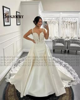 BONJOURY Modern Wedding Dress for Women Spaghetti Straps Mermaid Detachable Train Appliques Lace up Robe De Mariee Customized