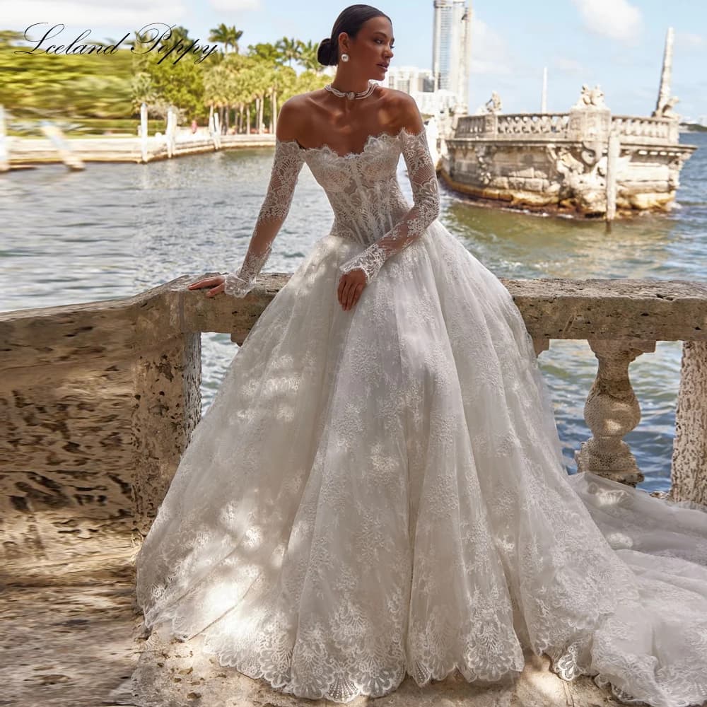 Lceland Poppy Customized A Line Boat Neck Lace Wedding Dresses Full Sleeves Illusion Bridal Gowns with Chapel Train