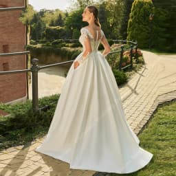 2025 Elegant Women Wedding Dresses Quality V-Neck A-Line Bride Gowns Mopping Length Princess Engagement Banquet Gowns Customized