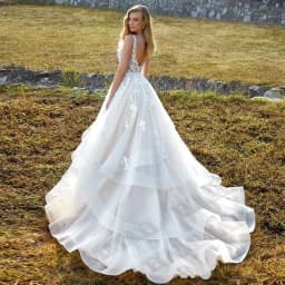 2024 Modest Brush Train Wedding Dresses Brides Gown Tiered Appliques Backless Sposa Vestidos Bridal Party Suit Robe De Mariée