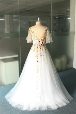 Kyoto Customized V Neck Embroidered Flowers Wedding Dress A-line Short Sleeves vestidos de novia Floor-length Evening Dresses