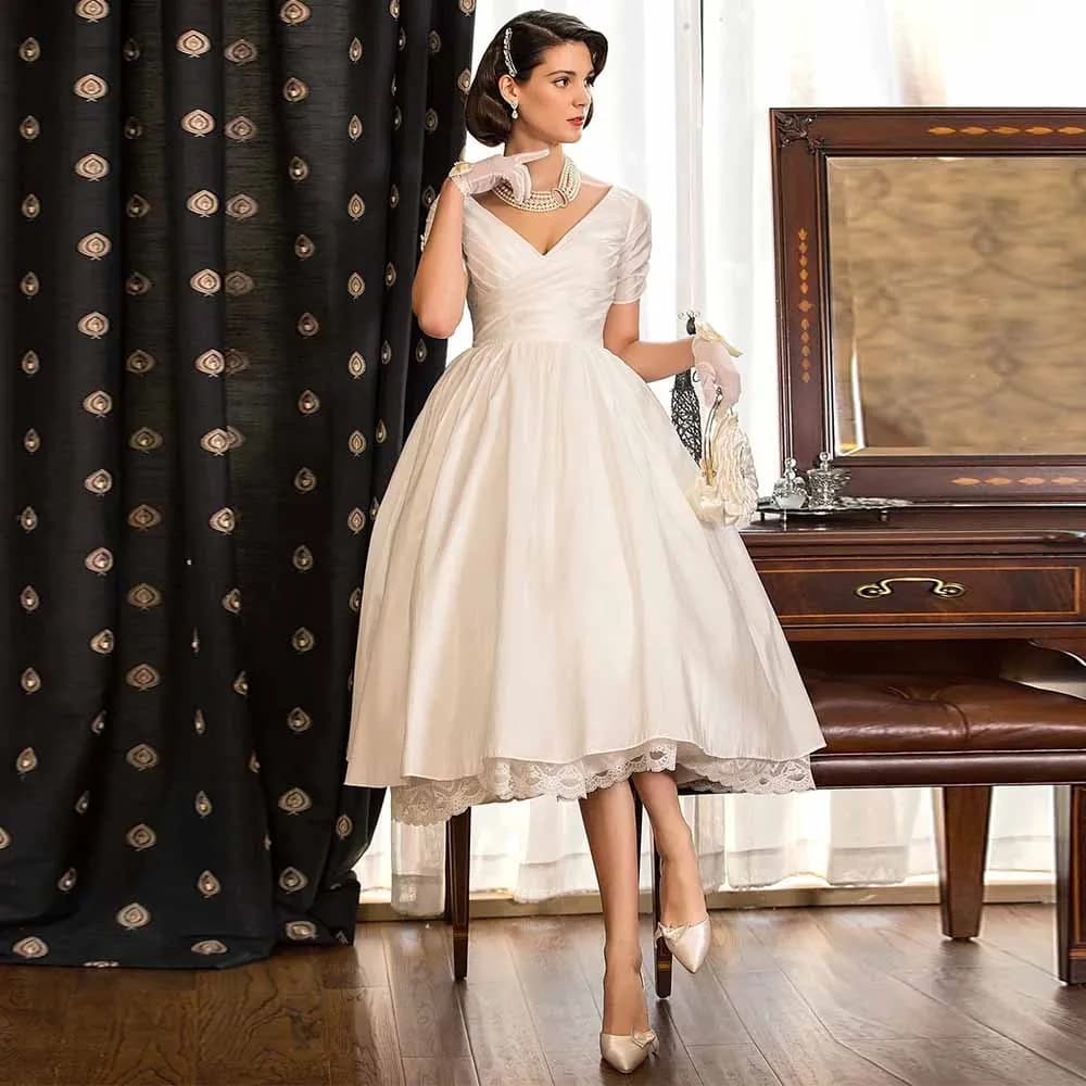 Customized Wedding Party Dresses Satin A-line Bridal Gown Ivory V-neck Pleat Ruched Lace Fairy Garden Wedding Dress Midi