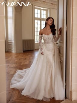 New Arrival Shiny Beaded Appliques Wedding Dress 3D Flower Off Shoulder Mermaid Bridal Gown Customized Dreamy Dresses For Bride