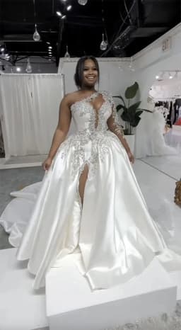 One Shoulder Lace Appliques Satin Wedding Dress For African Black Women Cathedral Train Plus Size Bridal Dress Vestido De Novia