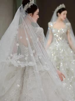 Long Sleeve Wedding Dresses Classic Sweetheart Wedding Party Dress Shinny Wedding Ball Gown Plus Size Customized