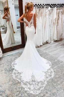Crepe Lace Appliques Luxury Mermaid Boho Wedding Dresses Deep V-neck Beach Backless Bridal Gowns Customized 2026